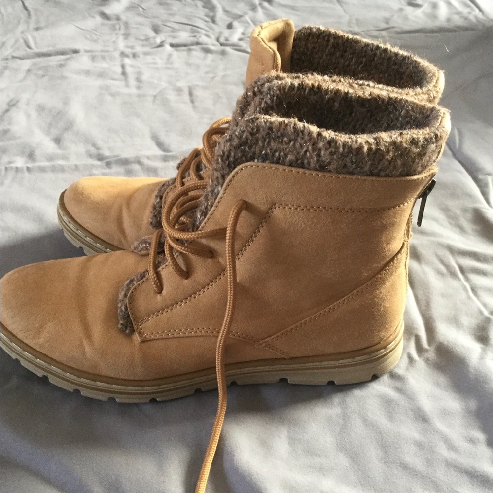 Women’s boots
